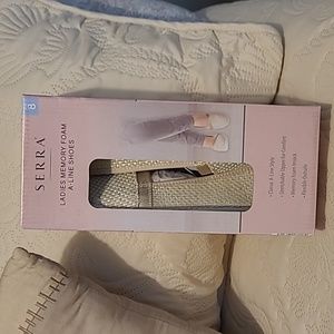 Serra Memory Foam A-Line shoes